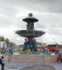 PICTURES/The Glass Pyramid, Place de la Concorde, and MIsc/t_Fountain1.jpg